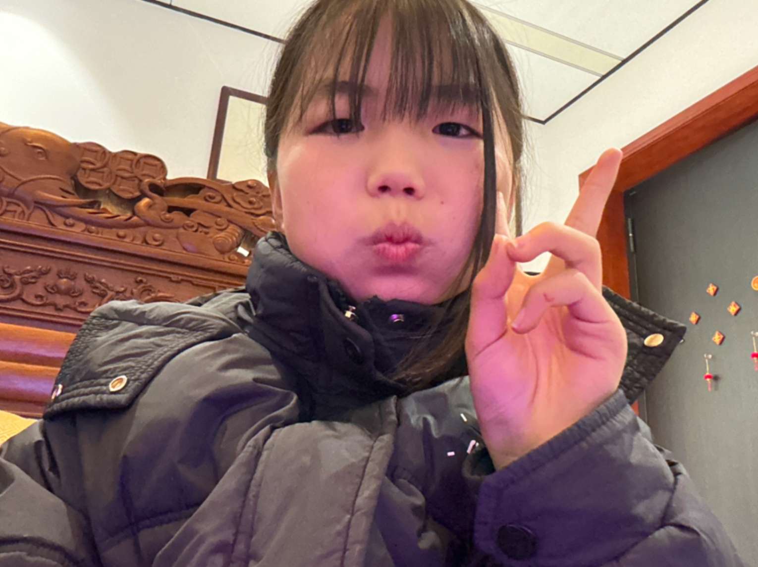 这里是有图片的